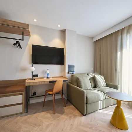 Catalonia Sagrada Familia Hotel Barcelona Room photo
