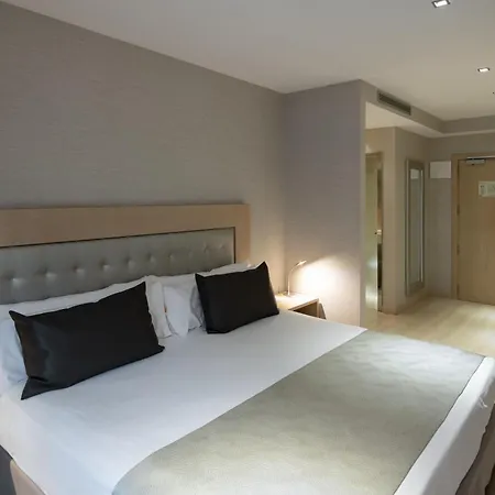 Catalonia Sagrada Familia Hotel Barcelona Room photo