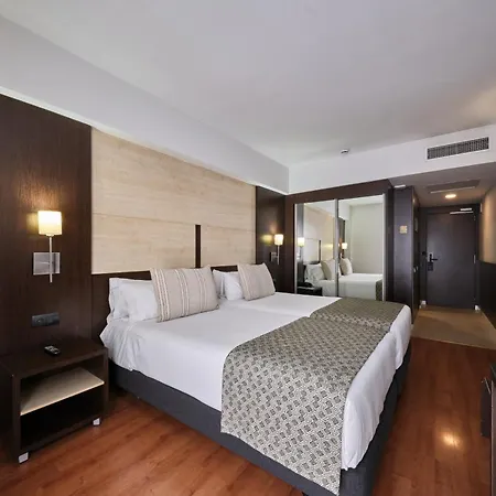 Catalonia Sagrada Familia Hotel Barcelona Room photo