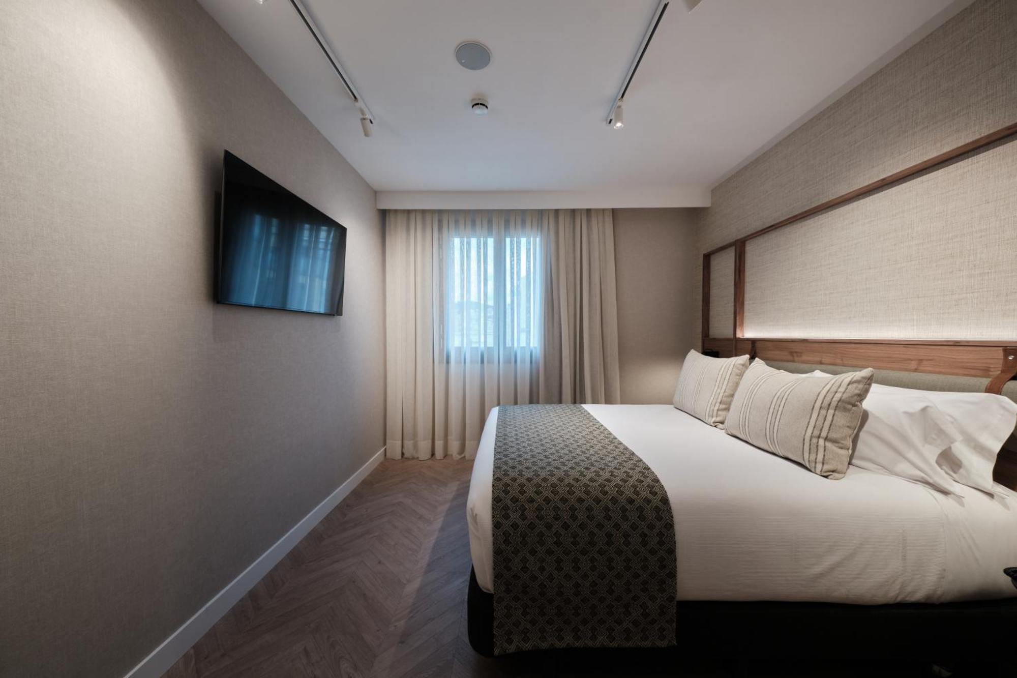Hotel Catalonia Sagrada Familia 3*